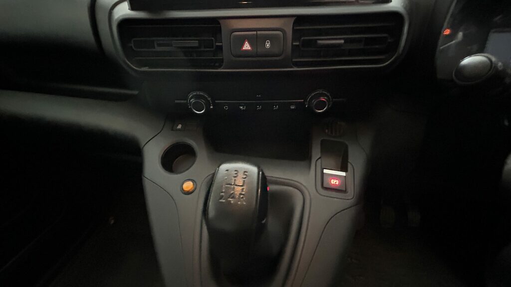 Citroen Berlingo Citroen Berlingo 2019 SK69SVP White #6