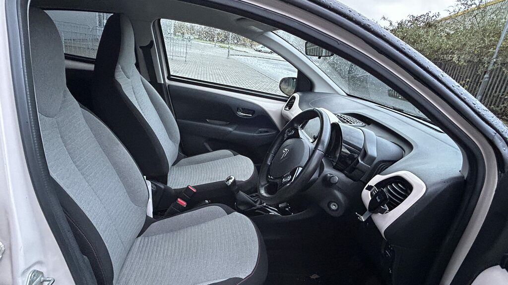 Citroen C1 Citroen C1 2018 HF68WCE Beige #2