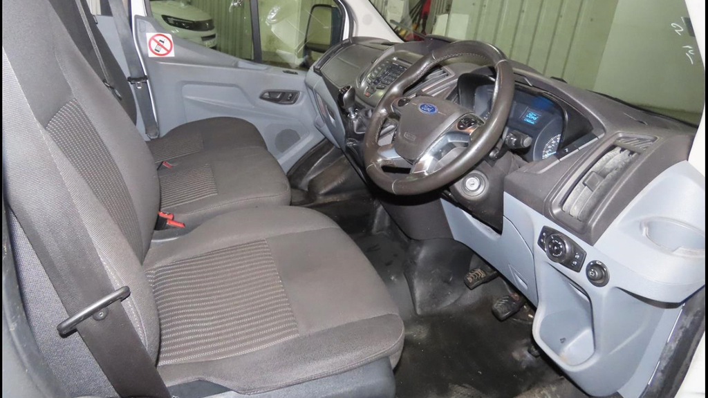 Ford Transit Custom Ford Transit 2018 BK68FYO White #2
