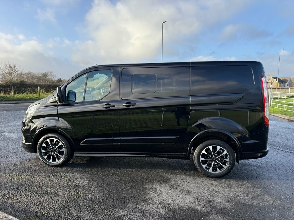 Ford Transit Custom 2.0 310 Ecoblue Sport Crew Van Double Cab 6Dr Dies BM19YOR Black #4