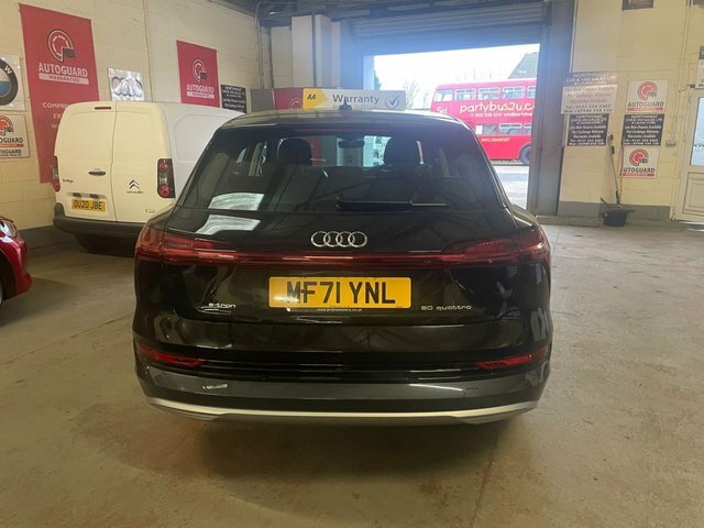 Audi E-tron Sport Suv MF71YNL Black #6