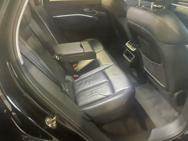 Audi E-tron Sport Suv MF71YNL Black #5