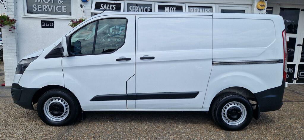 Ford Transit Custom Mpv HJ14RWU #5