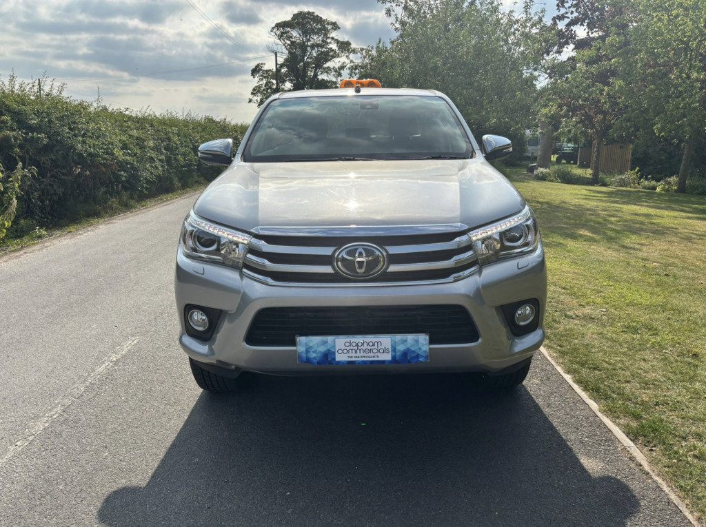 Toyota HILUX 2.4 D-4d Invincible 4Wd Euro 6 Ss Tss  #5