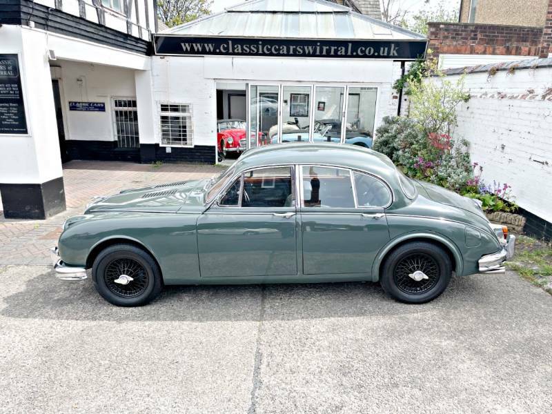 Jaguar Mark II 3.8 Coombs Style. - 1960 Green #6