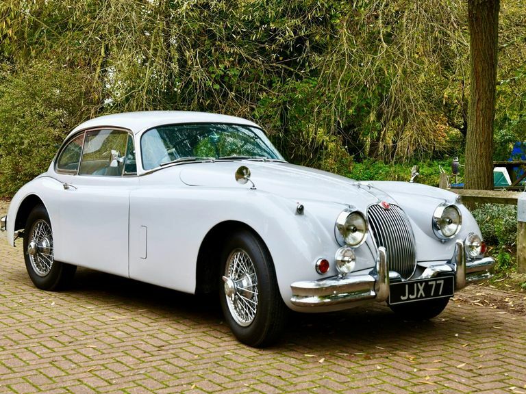 Jaguar XK Saloon Grey #5