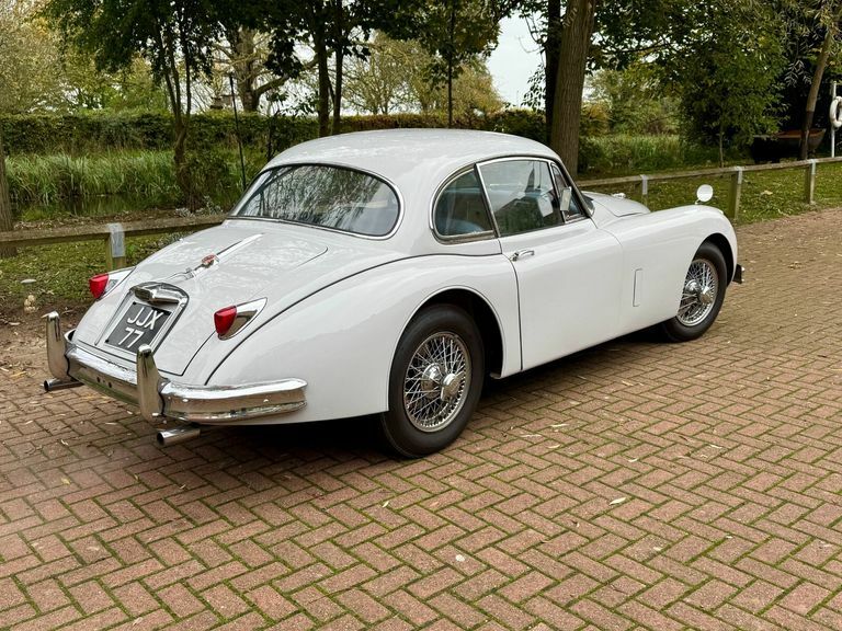 Jaguar XK Saloon Grey #3