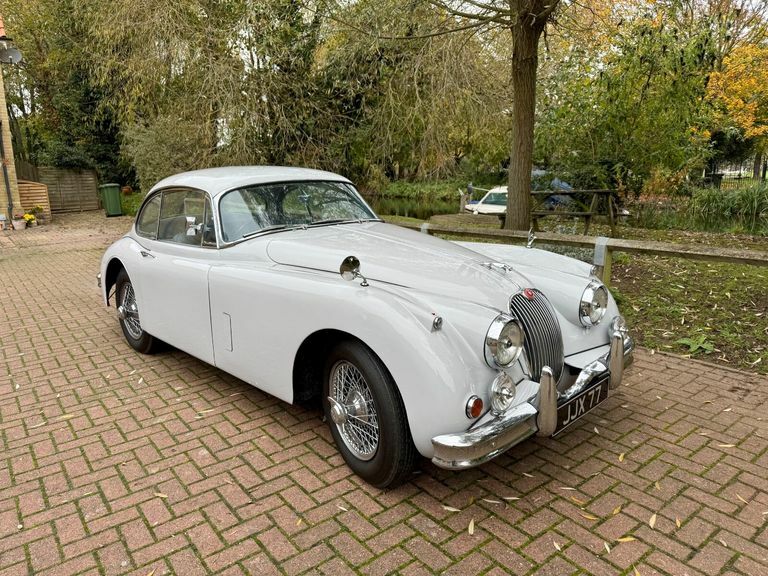 Jaguar XK Saloon Grey