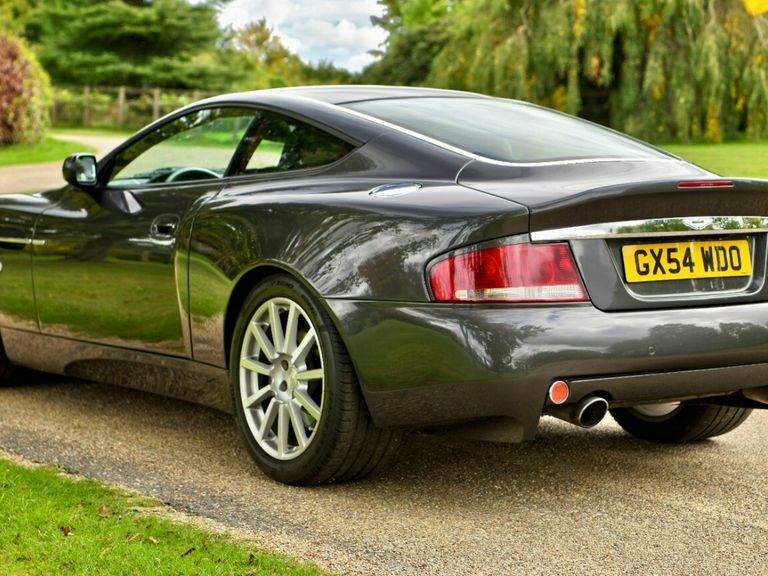 Aston Martin Vanquish Coupe Silver #5
