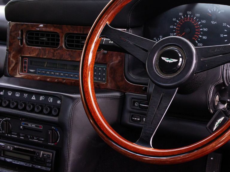 Aston Martin Virage 5.3 #8