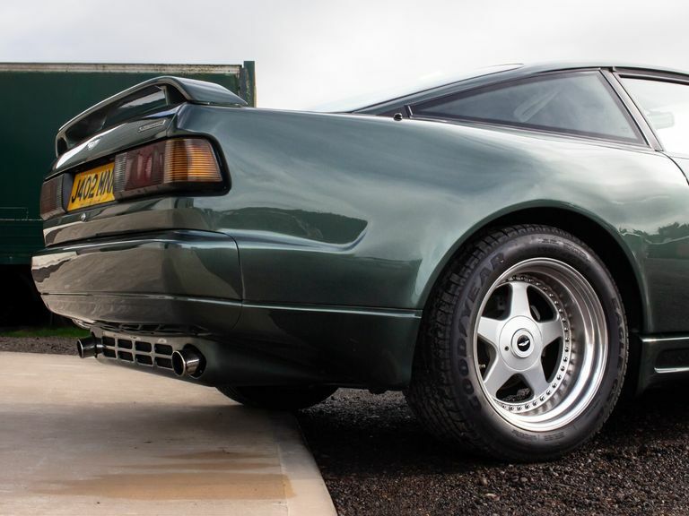 Aston Martin Virage 5.3 #22