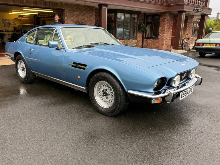 Aston Martin V8 Coupe Blue
