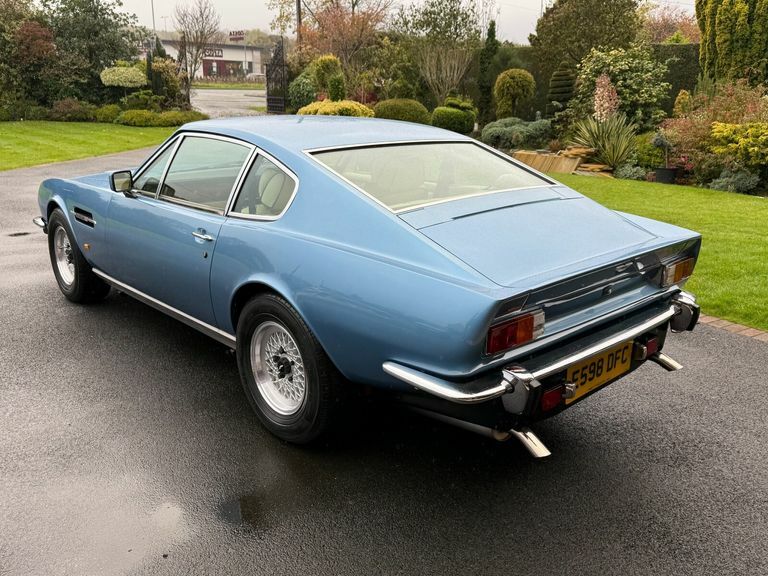 Aston Martin V8 Coupe Blue #5