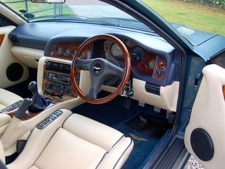 Aston Martin V8 Coupe Blue #9