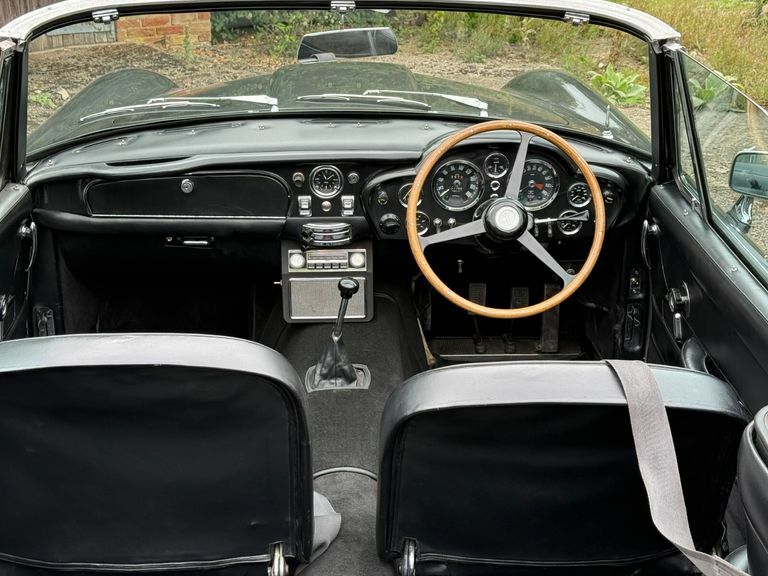 Aston Martin DB6 Convertible Black #5