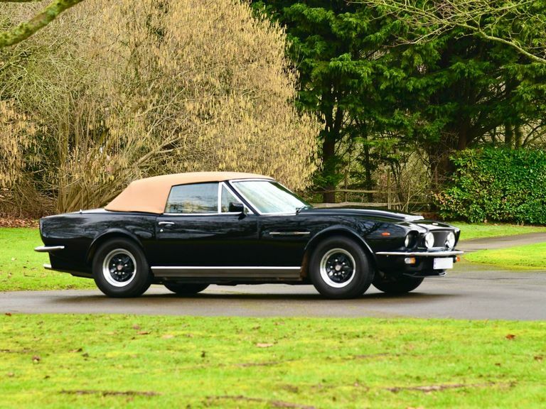 Aston Martin V8 Convertible Black
