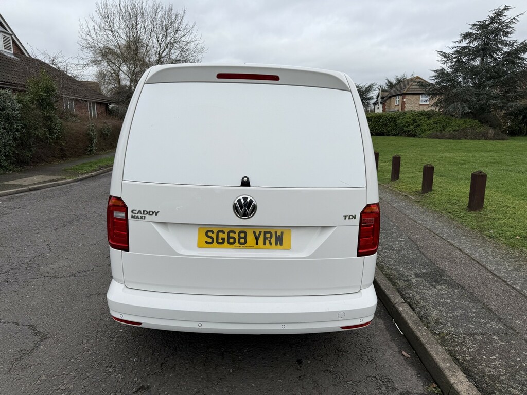 Volkswagen Caddy Maxi Panel Van 2.0 Tdi C20 Startline 2018 SG68YRW White #5