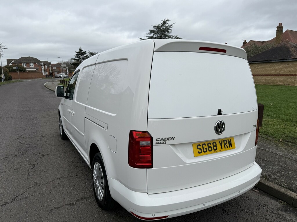 Volkswagen Caddy Maxi Panel Van 2.0 Tdi C20 Startline 2018 SG68YRW White #4