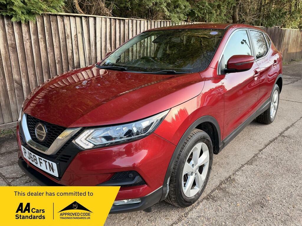 Nissan Qashqai 1.3 Dig-t Acenta Premium Euro 6 S S Red