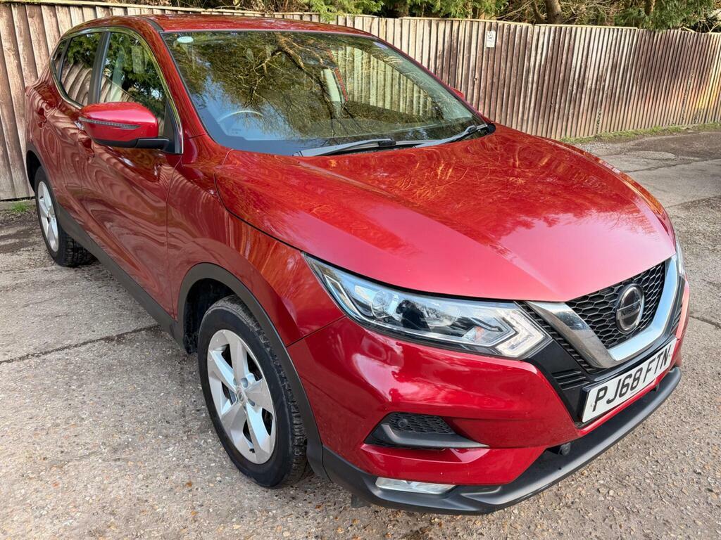Nissan Qashqai 1.3 Dig-t Acenta Premium Euro 6 S S PJ68FTN Red #2