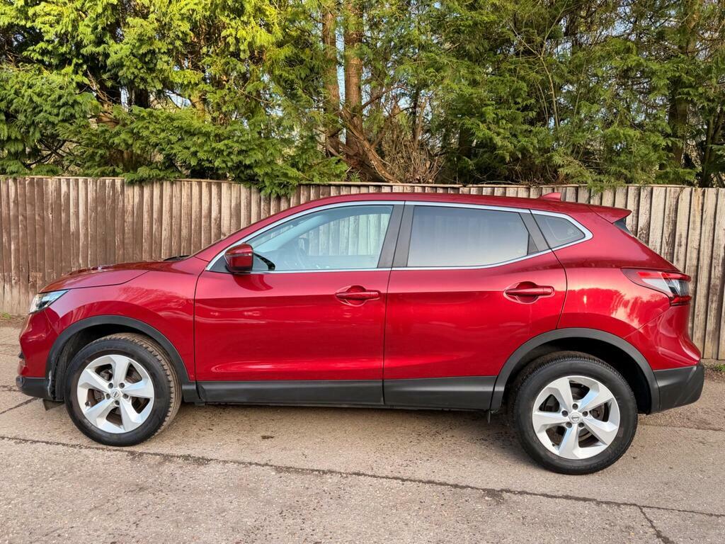 Nissan Qashqai 1.3 Dig-t Acenta Premium Euro 6 S S PJ68FTN Red #6