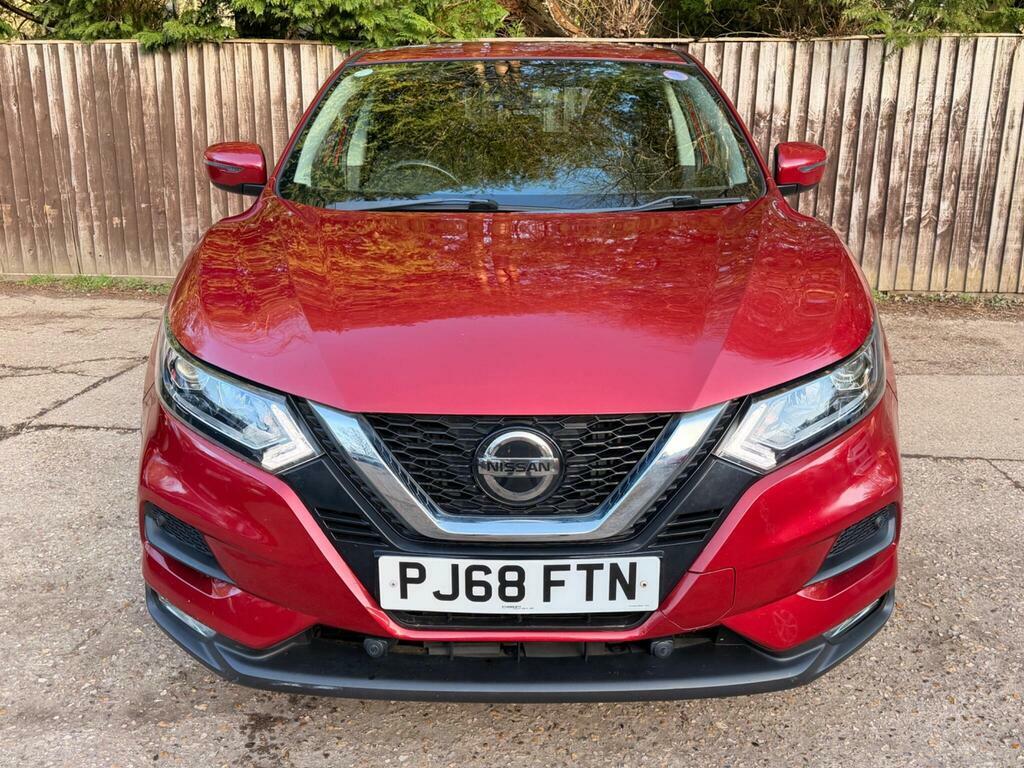 Nissan Qashqai 1.3 Dig-t Acenta Premium Euro 6 S S PJ68FTN Red #3
