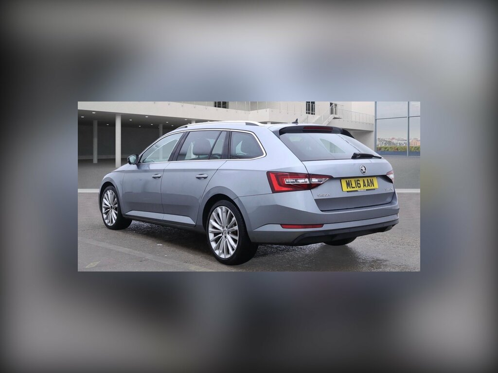 Skoda Superb 2.0 Tdi Se L Executive Estate Dsg ML16AAN Grey #3