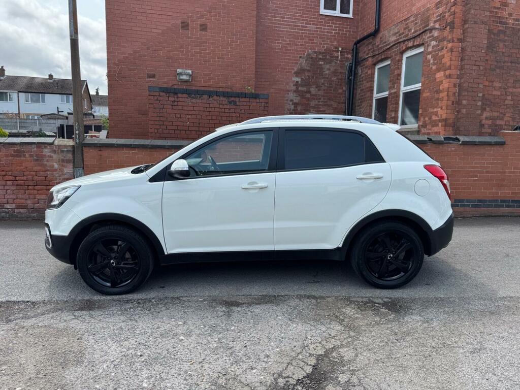 SsangYong Korando 2.2 D Le White #5