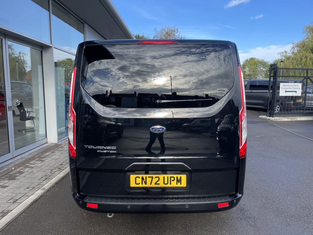 Ford Tourneo Custom 2.0 Ecoblue 130Ps Lr 8 Seater Zetec Black #5
