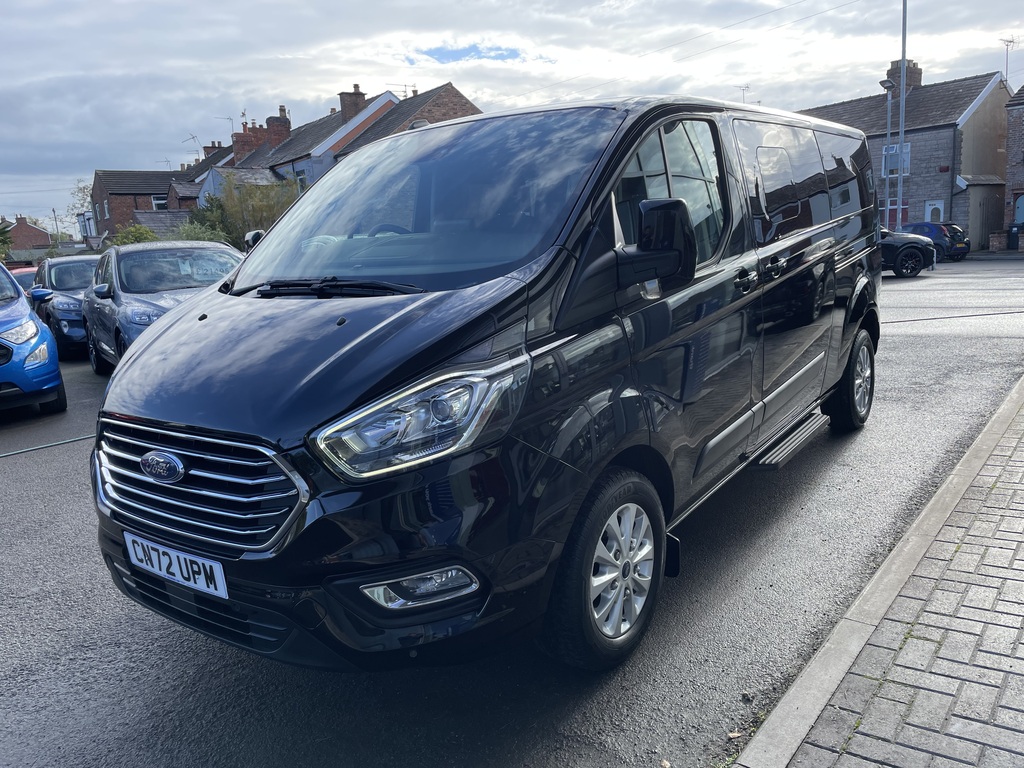Ford Tourneo Custom 2.0 Ecoblue 130Ps Lr 8 Seater Zetec Black #3