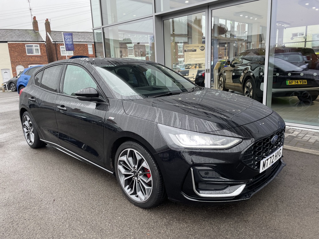 Ford Focus 1.5 Ecoblue St-line Vignale Black
