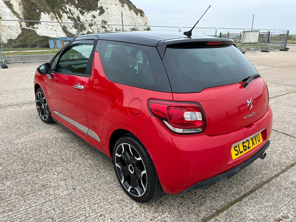 Citroen DS3 Dstyle Plus 3-Door Red #4