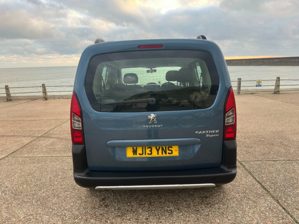 Peugeot Partner Tepee 1.6 Hdi Tepee Outdoor Mpv 135 G WJ13YNS Blue #5