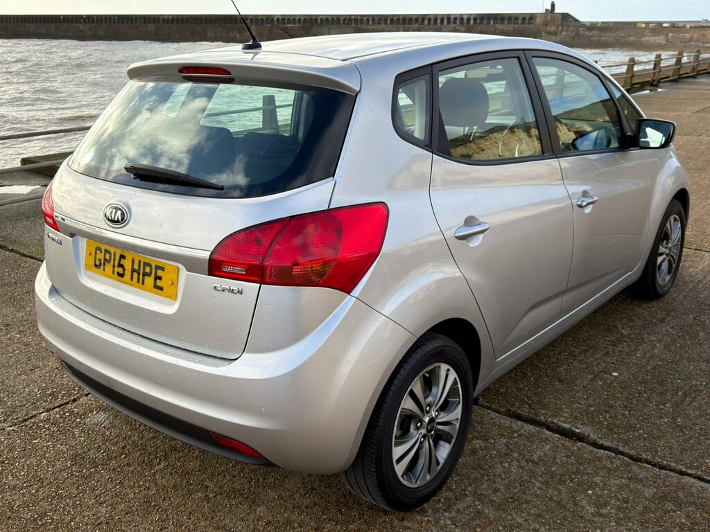 Kia Venga 1.4 Crdi 2 Mpv Euro 5 89 Bhp Silver #6