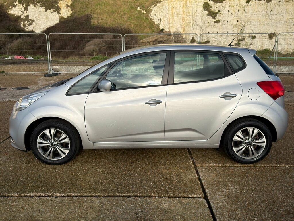 Kia Venga 1.4 Crdi 2 Mpv Euro 5 89 Bhp Silver #3