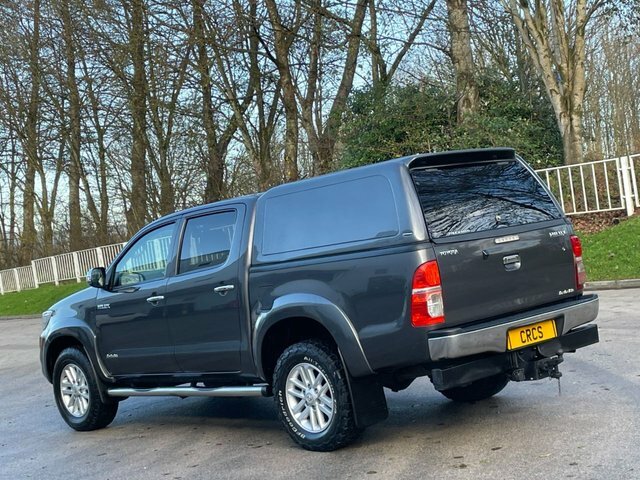 Toyota HILUX 3.0 Invincible 4X4 D-4d Dcb 169 Bhp Grey #3