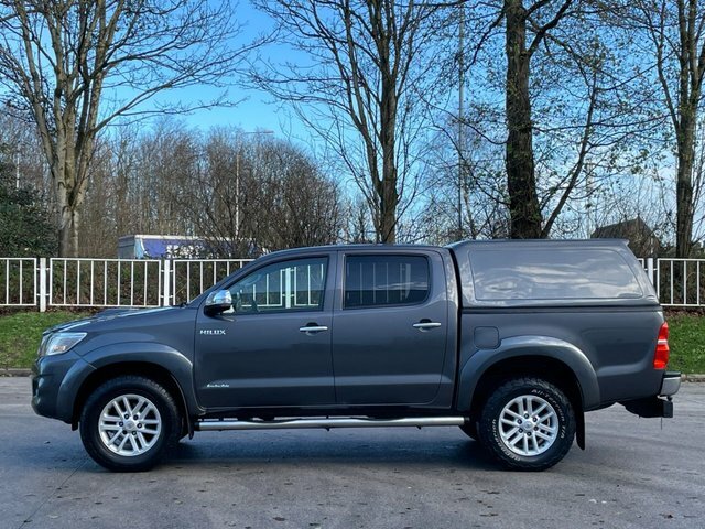Toyota HILUX 3.0 Invincible 4X4 D-4d Dcb 169 Bhp Grey #6