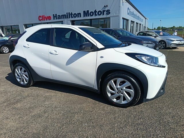 Toyota Aygo X 1.0 Vvt-i Pure Hatchback Euro 6 White