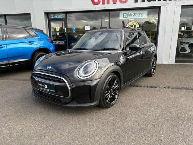 Mini Hatch 1.5 Cooper Exclusive Hatchback Steptron DMZ8006 Black #3