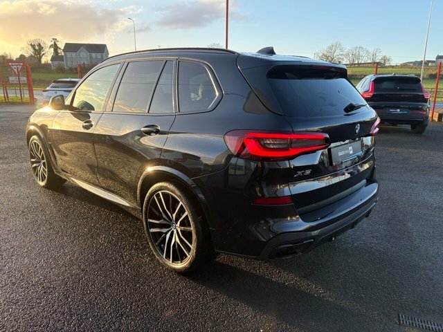 BMW X5 3.0 30D Mht M Sport Suv Hybrid Xdr LR22URM Black #5