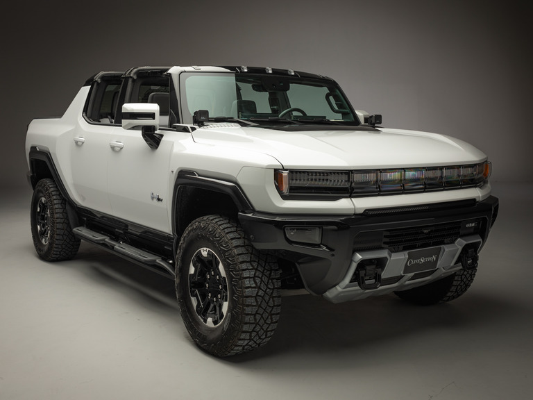 Hummer H2 Pick Up White