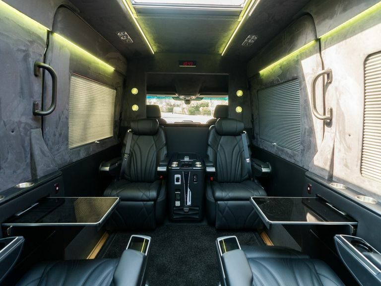 Mercedes-Benz Sprinter First Class Black #4