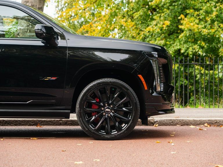 Cadillac Escalade Sport Platinum V Series Black #6