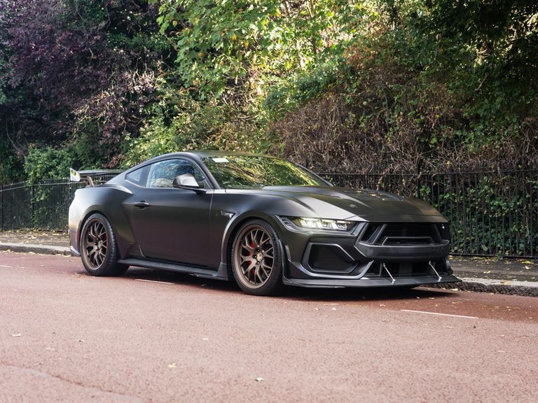 Ford Mustang 5.0 V8 Gt Grey