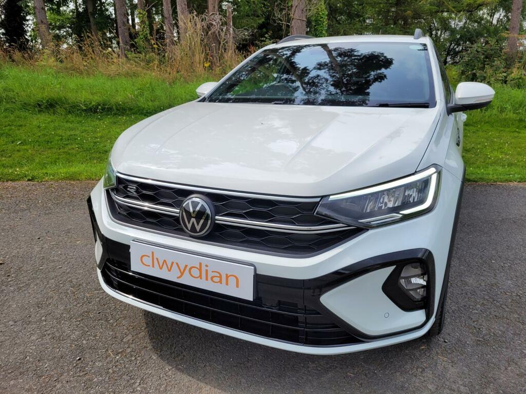 Volkswagen Taigo Suv 1.0 Tsi 110 R-line Dsg 202474 White #3