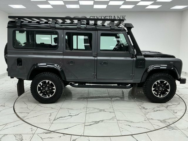 Land Rover Defender 2.2 Tdci Adventure Station Wagon Double Cab Di Black #2