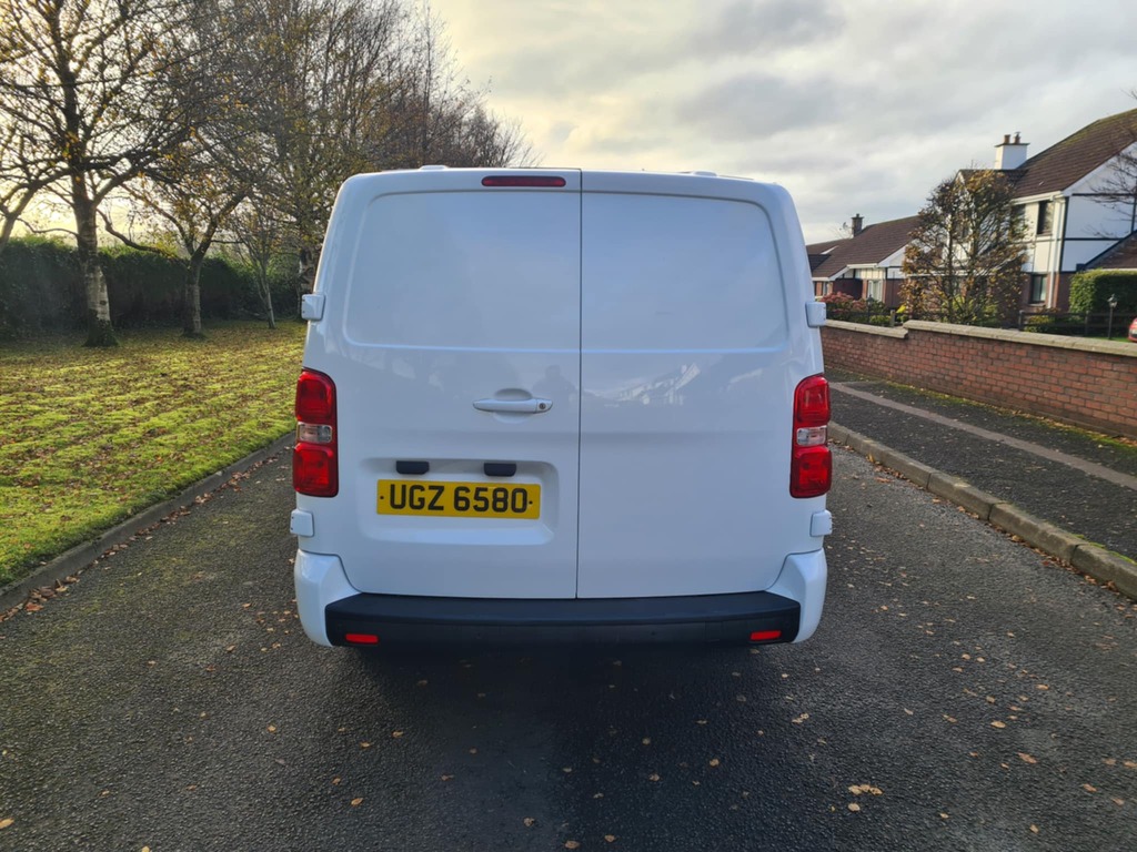 Vauxhall Vivaro 1.5 D Sportive S S......lwb UGZ6580 White #3