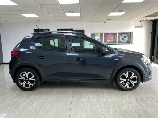 Dacia Sandero Stepway 2022 1.0 Tce Prestige Hatchback ND22UMS Grey #2
