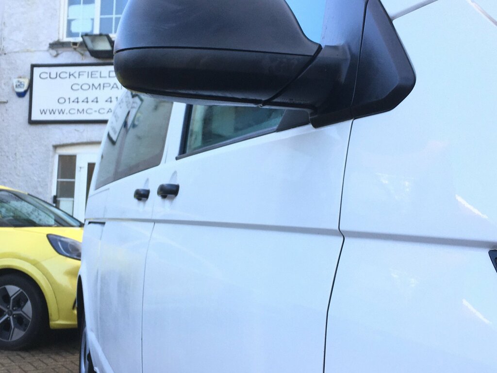 Volkswagen Transporter Shuttle 2.0 Tdi S Minibus Double Cab Lwb White #3