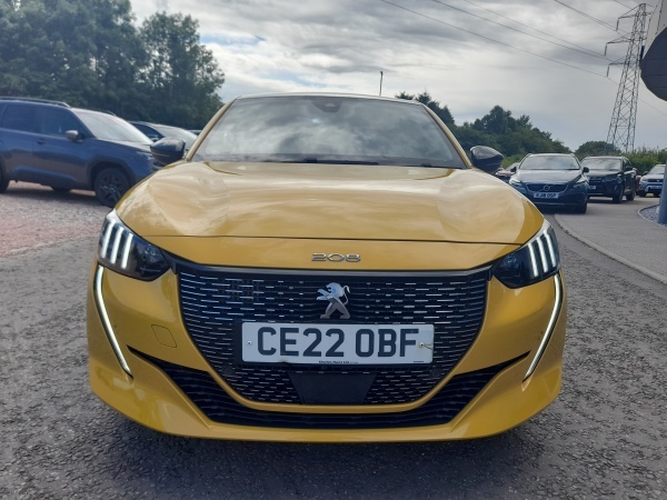 Peugeot 208 1.2 Puretech 100 Gt Premium CE22OBF Yellow #2
